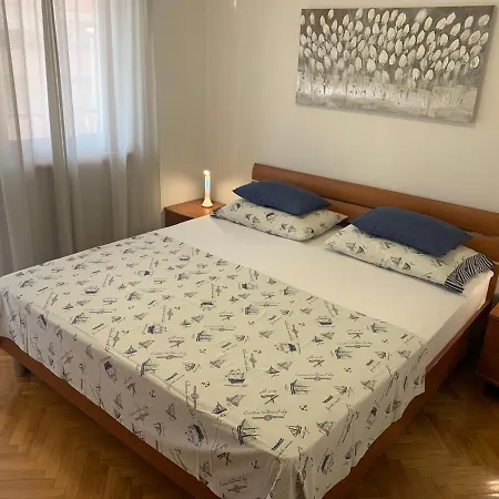Duje Apartment Split
